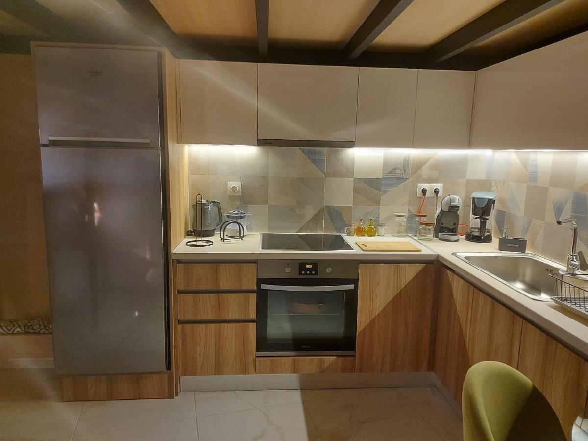 Lefis House Apartment Волос Екстериор снимка