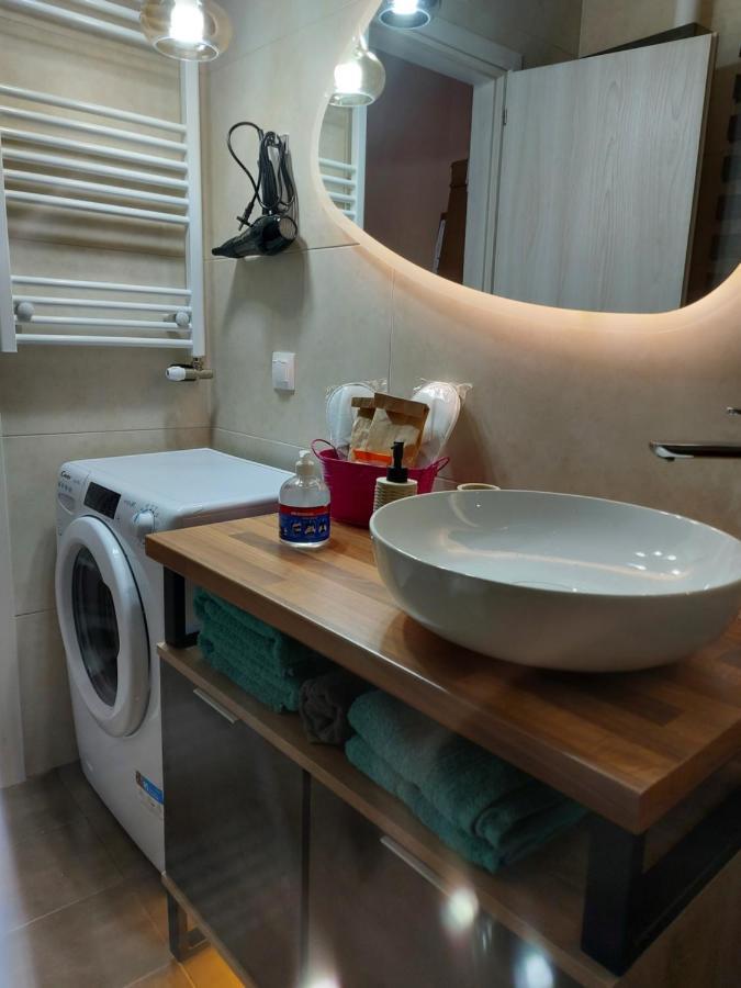 Lefis House Apartment Волос Екстериор снимка